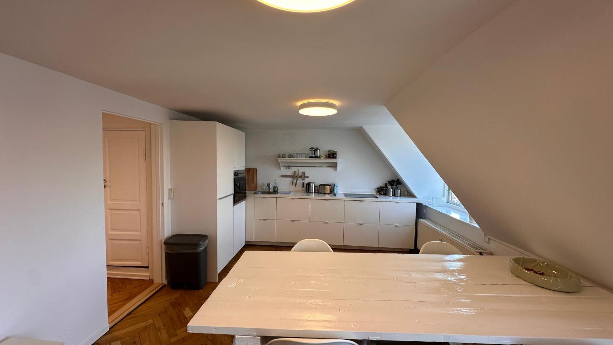 Apartment 1 Til 3 *