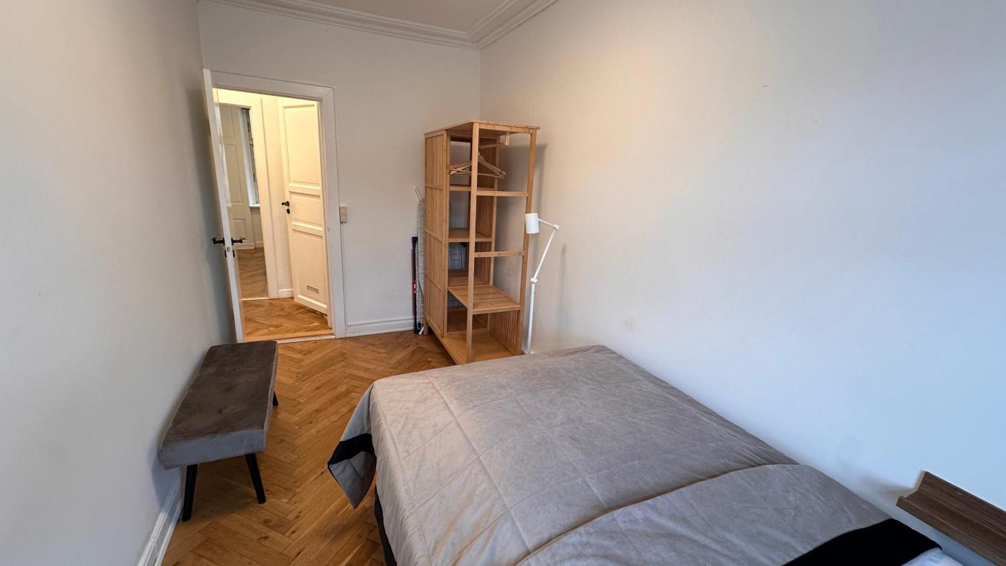 Apartment 1 Til 3 *
