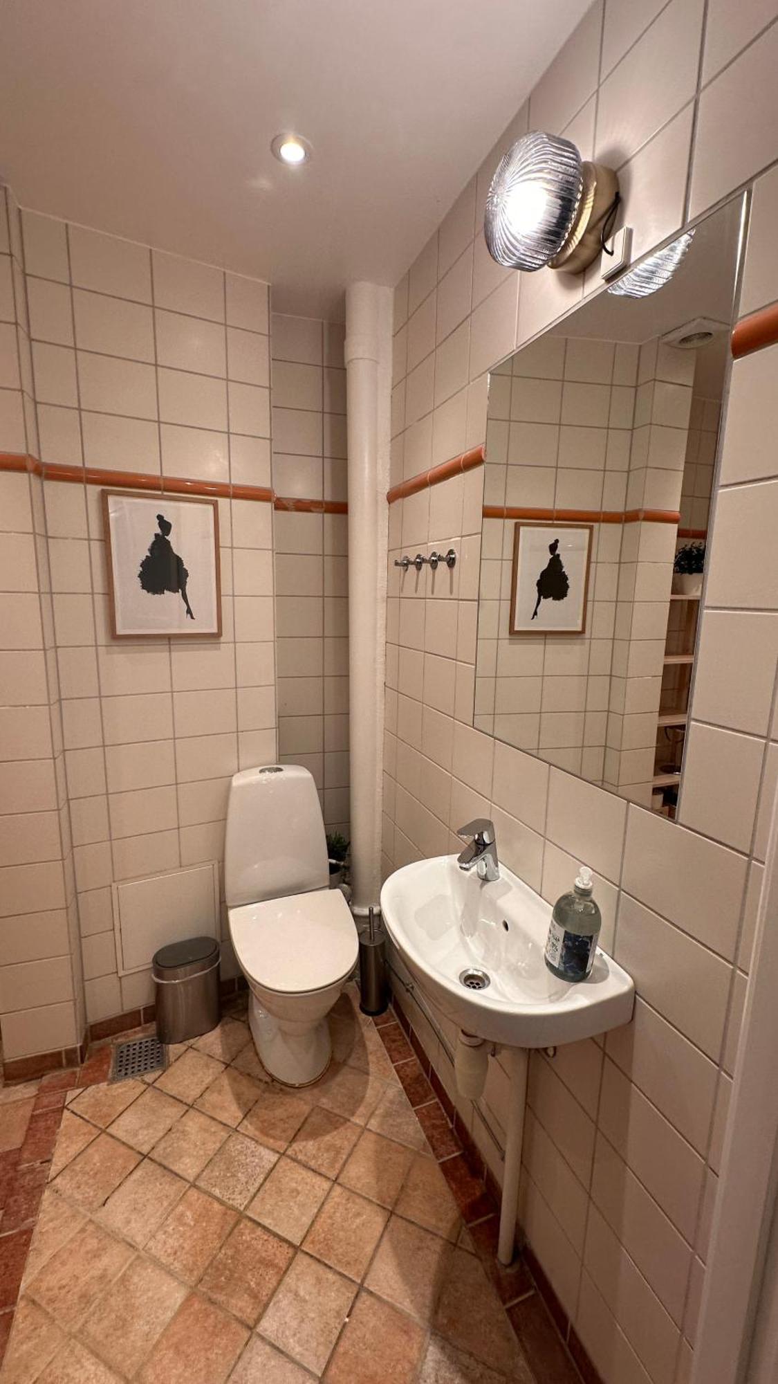 Leilighet 1 Til 3 *