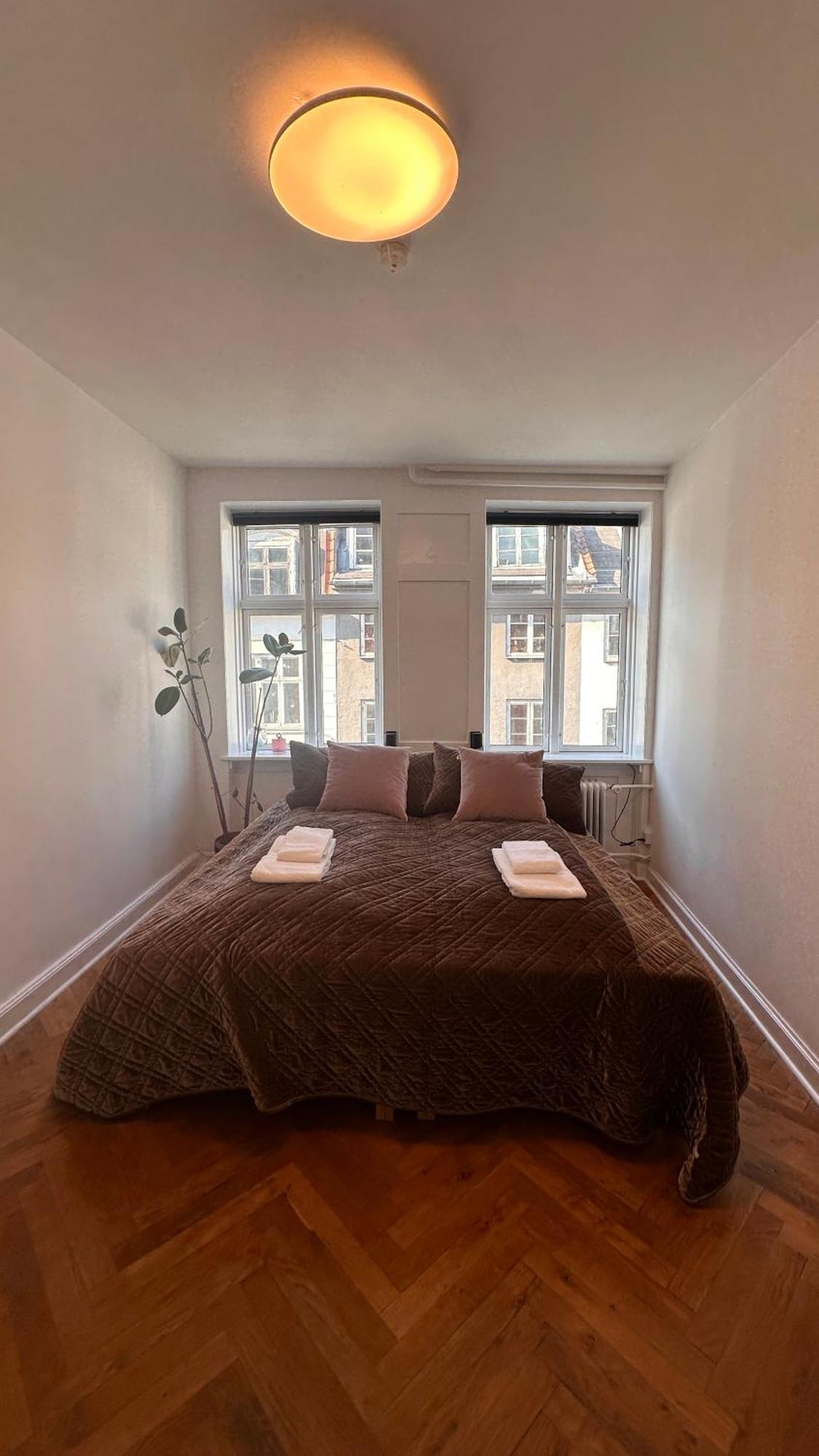 1 Til 3 Apartment *
